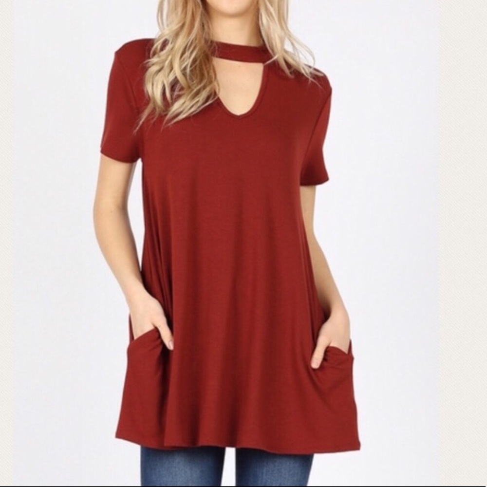 🌹Short Sleeve Choker Neck Top🌹